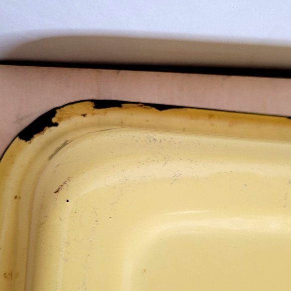 Vintage Yellow Enamel Coated Pan 16.5 x 10 x 2.5 Inches Has Chips - Picture 12 of 14